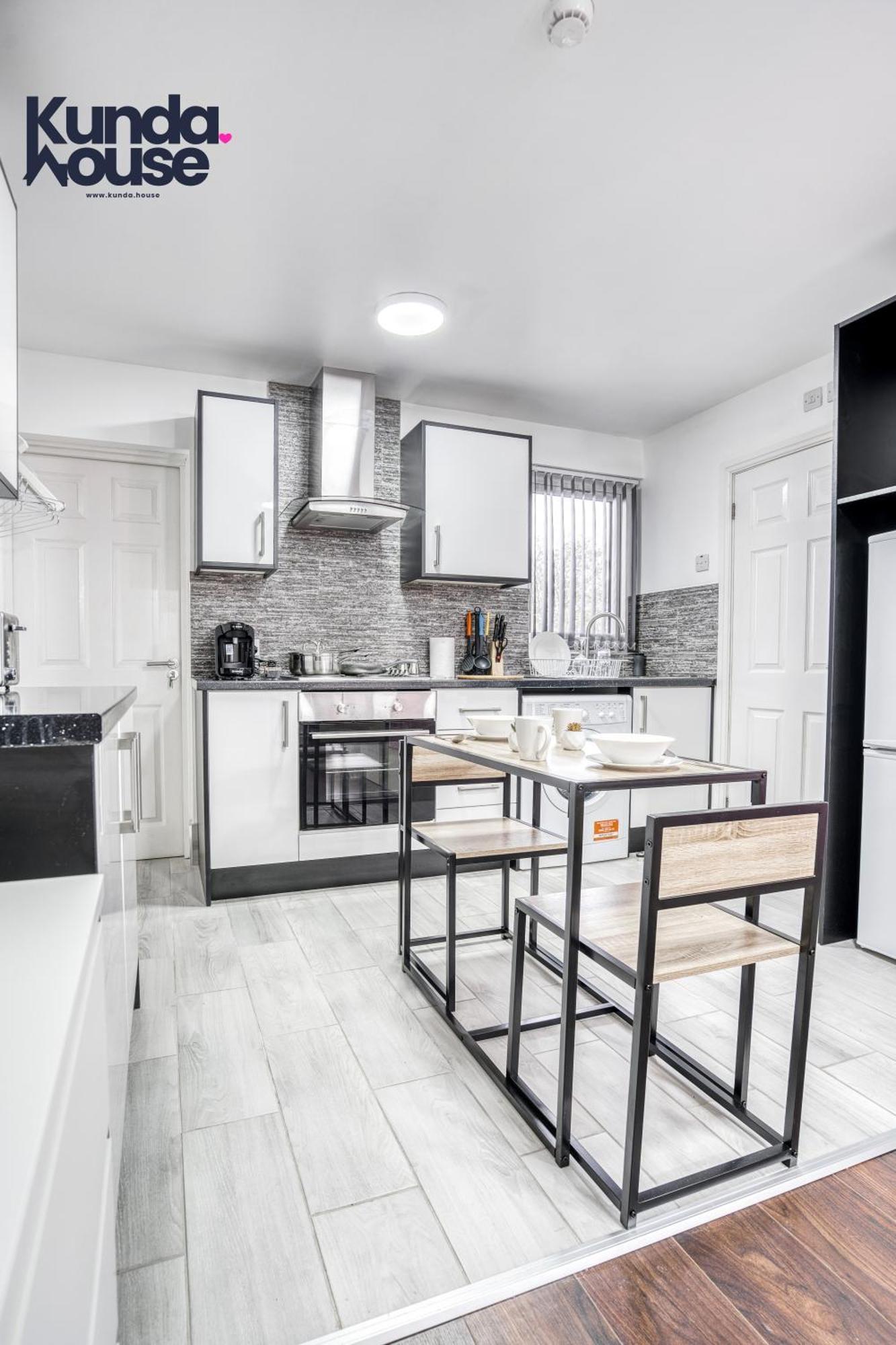Cosy Apartments - City Living Made Elegant - Birmingham Eksteriør billede