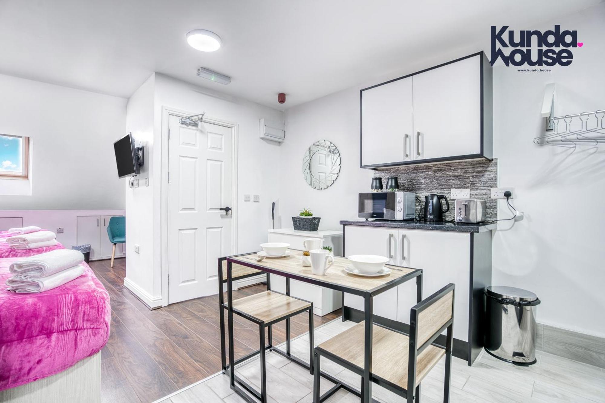 Cosy Apartments - City Living Made Elegant - Birmingham Eksteriør billede